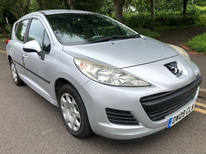 View PEUGEOT 207 HDI SW S