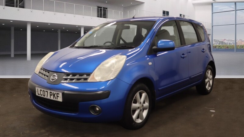 View NISSAN NOTE SE
